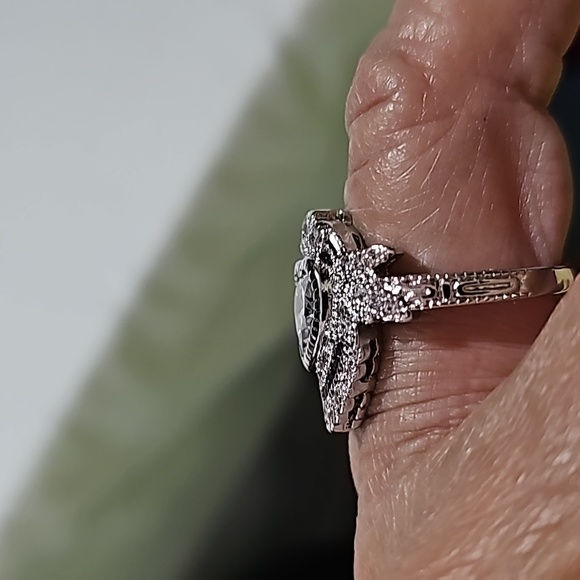 Heart Shape Sterling Siver Ring - Picture 7 of 16